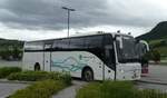 (289'013) - Innlandstrafikk, Folldal - Nr. 5935/ZD 22'458 - Volvo am 19. Juni 2026 in Vinstr, Peer Gynt Spiseri