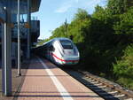 Ein ET 412 als ICE 118 Innsbruck Hbf - Berlin Ostbf. in Kassel-Wilhelmshhe. 10.05.2025