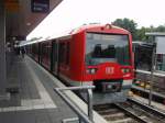 Ein ET 474 als S 1 Poppenbüttel - Blankenese in Ohlsdorf. 25.07.2013