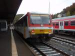 628 677 der Westerwaldbahn als HTB nach Betzdorf (Sieg) in Dillenburg.