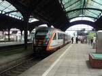 642 343 der Trilex als RE 1 aus Dresden Hbf - Zgorzelec in Grlitz. 17.07.2025