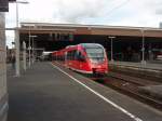 643 046 als RE 10 nach Kleve in Dsseldorf Hbf.