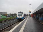 VT 113 der Bentheimer Eisenbahn als RB 56 nach Bad Bentheim in Neuenhaus.