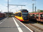 952 der Albtal-Verkehrs-Gesellschaft als S 42 Heilbronn Hauptbahnhof/Willy-Brandt-Platz - Bad Rappenau in Bad Friedrichshall Hbf.