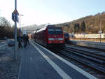 245 017 als RB 97 nach Korbach Hbf bei der Ausfahrt in Brilon Wald.