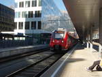 2442 220 als RE nach München Hbf in Innsbruck Hbf.