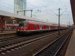 Ein Wittenberger Steuerwagen als RE nach Frankfurt (Main) Hbf in Mannheim Hbf.