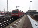 120 208 als RE 9 Siegen - Aachen Hbf in Düren.