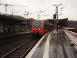 442 255 als RE 9 Siegen Hbf - Aachen Hbf in Betzdorf (Sieg).