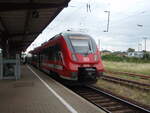442 145 als RE 15 nach Dresden-Neustadt in Hoyerswerda.
