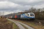 182 912-6 war am 21. Februar 2014 mit einem Containerzug bei Thngersheim im Maintal unterwegs.