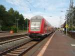 Ein Doppelstock Steuerwagen als RE Kassel Hbf - Frankfurt (Main) Hbf in Treysa. 15.06.2013