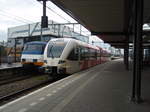 Ein GTW der Arriva als Stoptrein nach Apeldoorn in Zutphen.