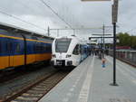Ein GTW der Arriva als Stoptrein aus Emmen in Zwolle.