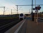 Ein FLIRT der Arriva als RE 18 Aachen Hbf - Maastricht in Herzogenrath.