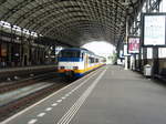 Ein SGM als Sprinter Hoorn - Amsterdam Centraal in Haarlem.