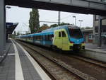 ET 404 der Westfalenbahn als RE 15 aus Mnster (Westf.) Hbf in Emden Hbf.