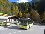 (176'043) - PostBus - BD 13'515 - Mercedes am 20. Oktober 2016 in Jerzens, Feuerwehr