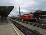 1116 187 als IC nach Wien Hbf in Villach Hbf.