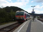 5047 052 als R nach Leobersdorf in Weissenbach-Neuhaus.