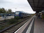 622 910 der vlexx als RE 13 Kirchheimbolanden - Mainz Hbf in Alzey. 02.11.2024