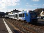 re-3-rhein-nahe-express/410026/620-910-der-vlexx-als-re 620 910 der vlexx als RE 3 Frankfurt (Main) Hbf - Saarbrcken Hbf in Idar-Oberstein. 28.02.2015