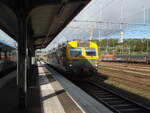 3240 von V�stt�gen als R nach Varberg in Uddevalla Central. 13.09.2026
