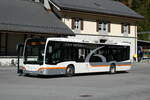 (281'047) - AAGU Altdorf - Nr. 25/UR 9452 - Mercedes am 7. Oktober 2025 beim Bahnhof Linthal (281'047) - AAGU Altdorf - Nr. 25/UR 9452 - Mercedes am 7. Oktober 2025 beim Bahnhof Linthal