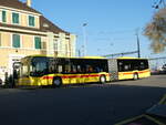 (230'266) - BLT Oberwil - Nr. 57/BL 6590 - Mercedes am 9. November 2021 beim Bahnhof Muttenz