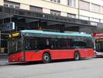 (267'946) - Funi-Car, Biel - Nr. 4/BE 107'904 - Solaris am 11. Oktober 2024 beim Bahnhof Biel