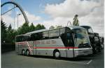 (085'214) - Aus der Schweiz: Hfliger, Sursee - LU 140'923 - Neoplan am 19.