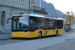 (281'578) - Niederer, Filzbach - Nr. 3/GL 61/PID 11'359 - Mercedes am 18. Oktober 2025 beim Bahnhof Nfels-Mollis