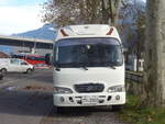 (211'025) - Aus Sdkorea: ??? - 77LT2002 - Hyundai am 11. November 2019 beim Bahnhof Interlaken Ost