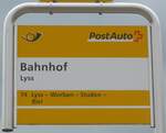 (196'544) - PostAuto-Haltestellenschild - Lyss, Bahnhof - am 3.