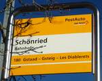 (137'010) - PostAuto-Haltestellenschild - Schnried, Bahnhof - am 25. November 2011