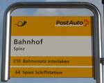 (171'696) - PostAuto-Haltestellenschild - Spiez, Bahnhof - am 12.