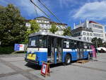 (266'816) - TF Fribourg (CTF) - Nr. 34 - Saurer/Hess Trolleybus (ex TPF Fribourg Nr. 334; ex TF Fribourg Nr. 34) am 7. September 2024 in Fribourg, Place Georges Python