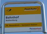 (203'346) - PostAuto-Haltestellenschild - Rothenburg, Bahnhof - am 30.