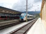 510 006 als D aus Ljubljana in Villach Hbf.